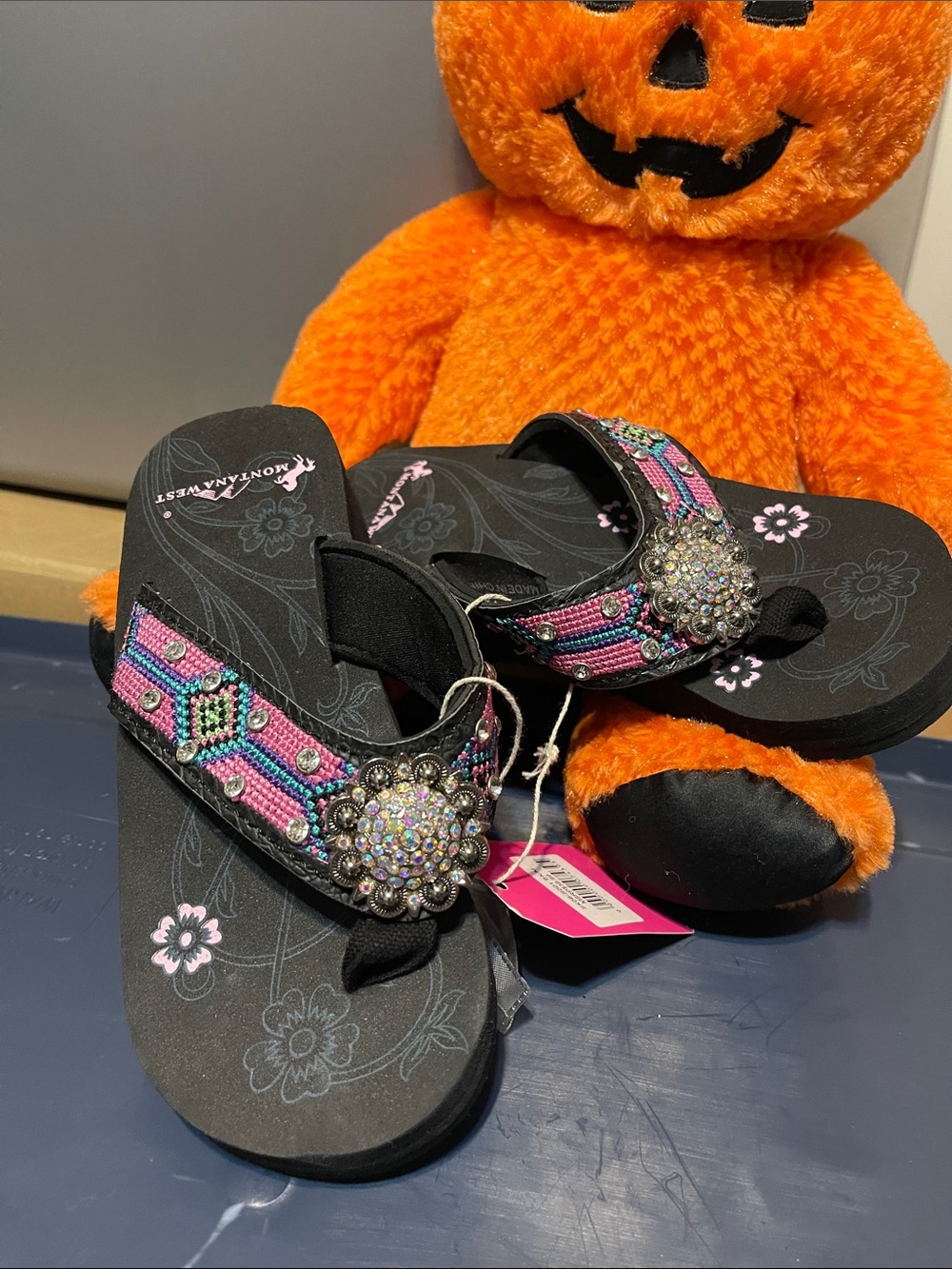 New Kids Montana West Flip Flops Pink Embroidered Straps Rhinestones size M & L